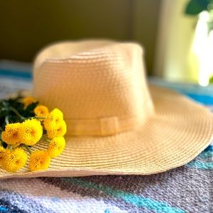 Packable Sun Hat (or egg roll art piece)